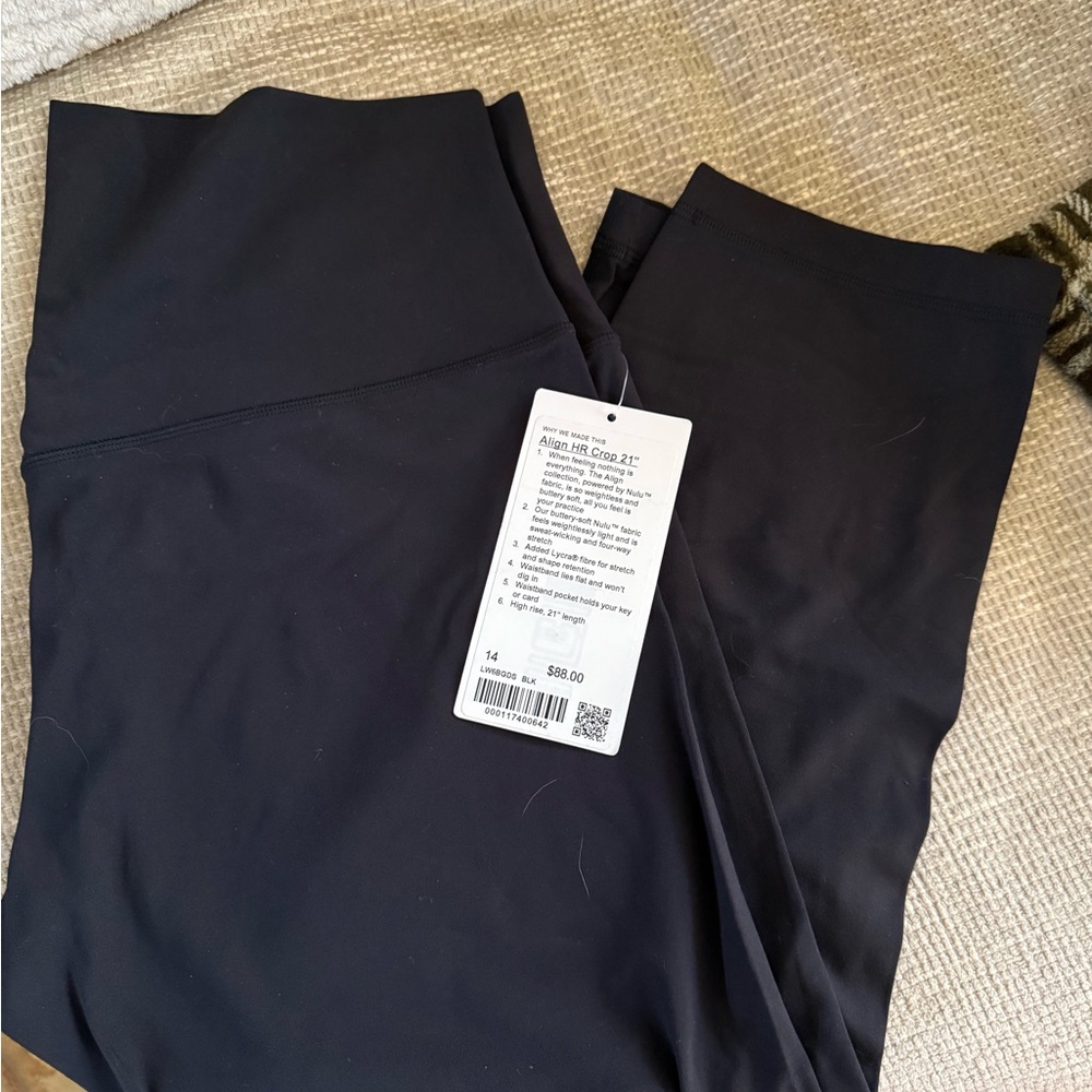 Lululemon Align HR crop 21” size 14 Black leggings